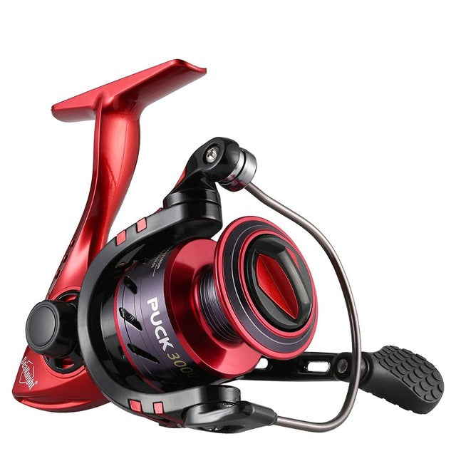 Puck & Archer Seaknight Spinning Reel from Fish On Outlet